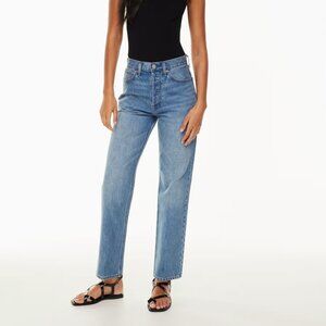 Aritzia Denim Forum The 90's Joni High Rise Loose in 5 yrs kiss n tell bleu